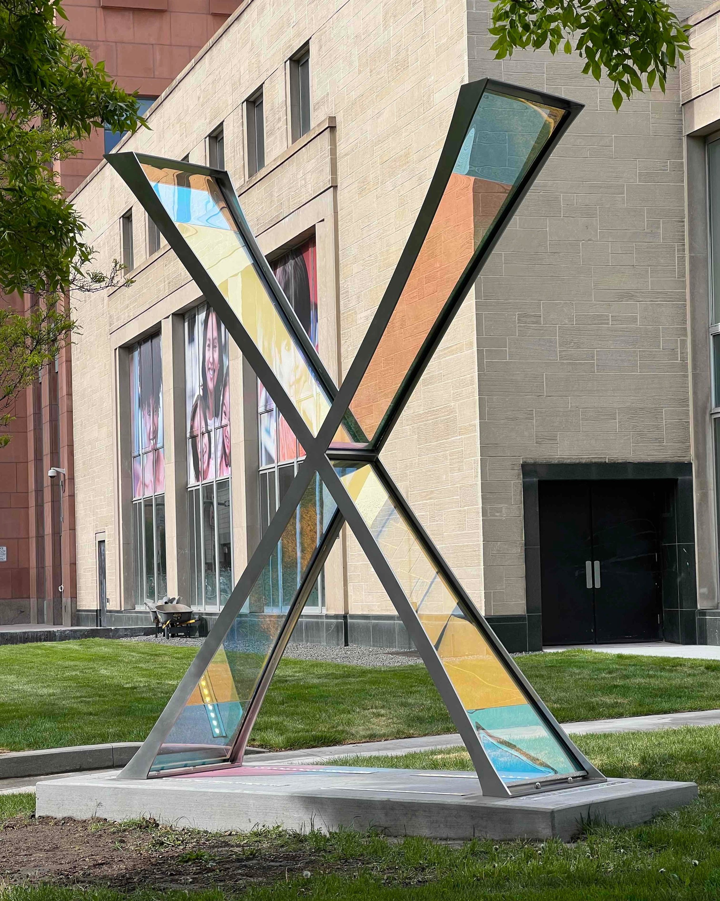 Denver Public Art Welcomes Two Sculptures from Paula Castillo into